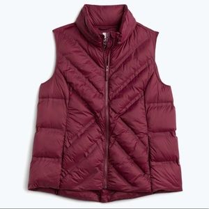 NWT 2X Andrew Marc Performance chevron puffer vest